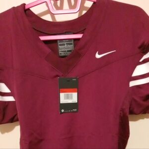 Nike boys football jersey size Large